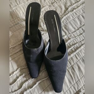 Low heel slides. Vintage style
